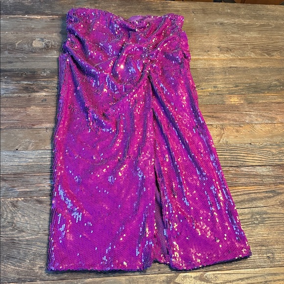 Zara purple sequined ruched front slit midi skirt Size large - Picture 3 of 8